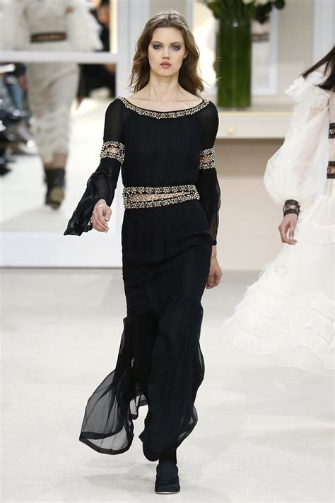 chanel otoño invierno 2016 2017|chanel fall 2017.